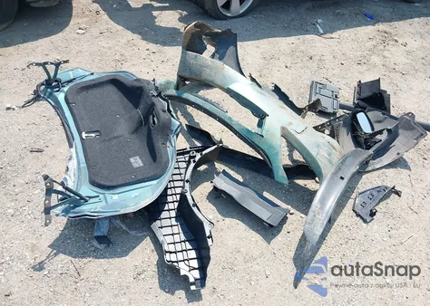 2009 Infiniti G37X from USA, damaged, VIN JNKCV64F39M654267